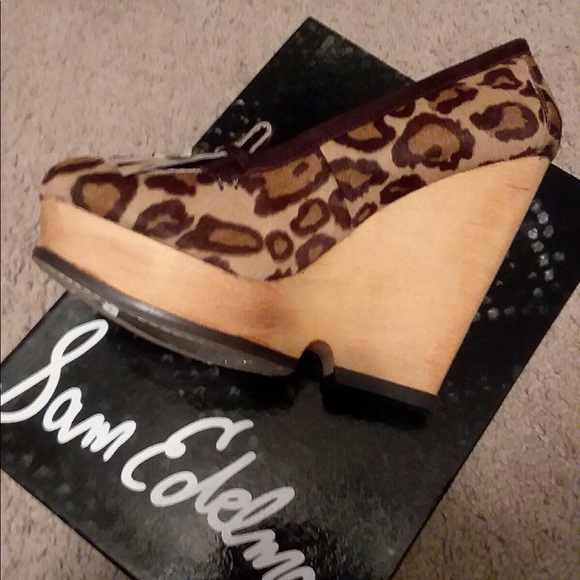 Sam Edelman Wedges - Picture 2 of 4